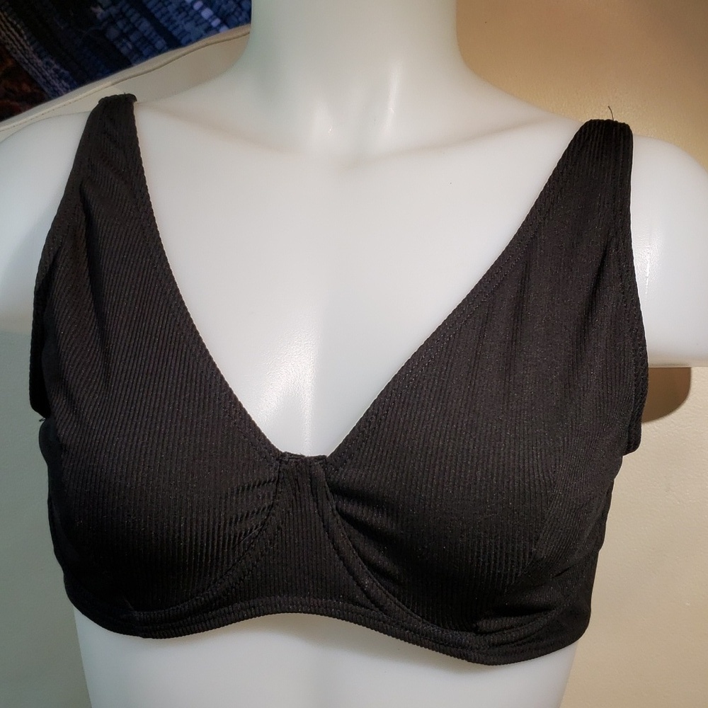 Adjustable halter Shein swim top Activewear L